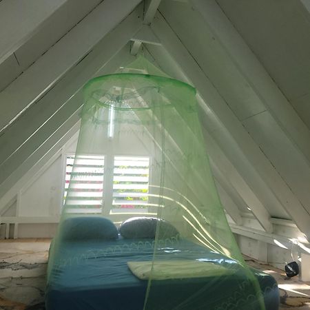 Ti Kwen Glo Cho Hotel Roseau Bagian luar foto